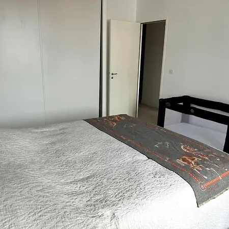 Villa ღ Retincelle - Proche Centre-ville, Cour & Spacieux *